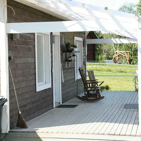 펜션 Harjuniemi Kangosjarvi